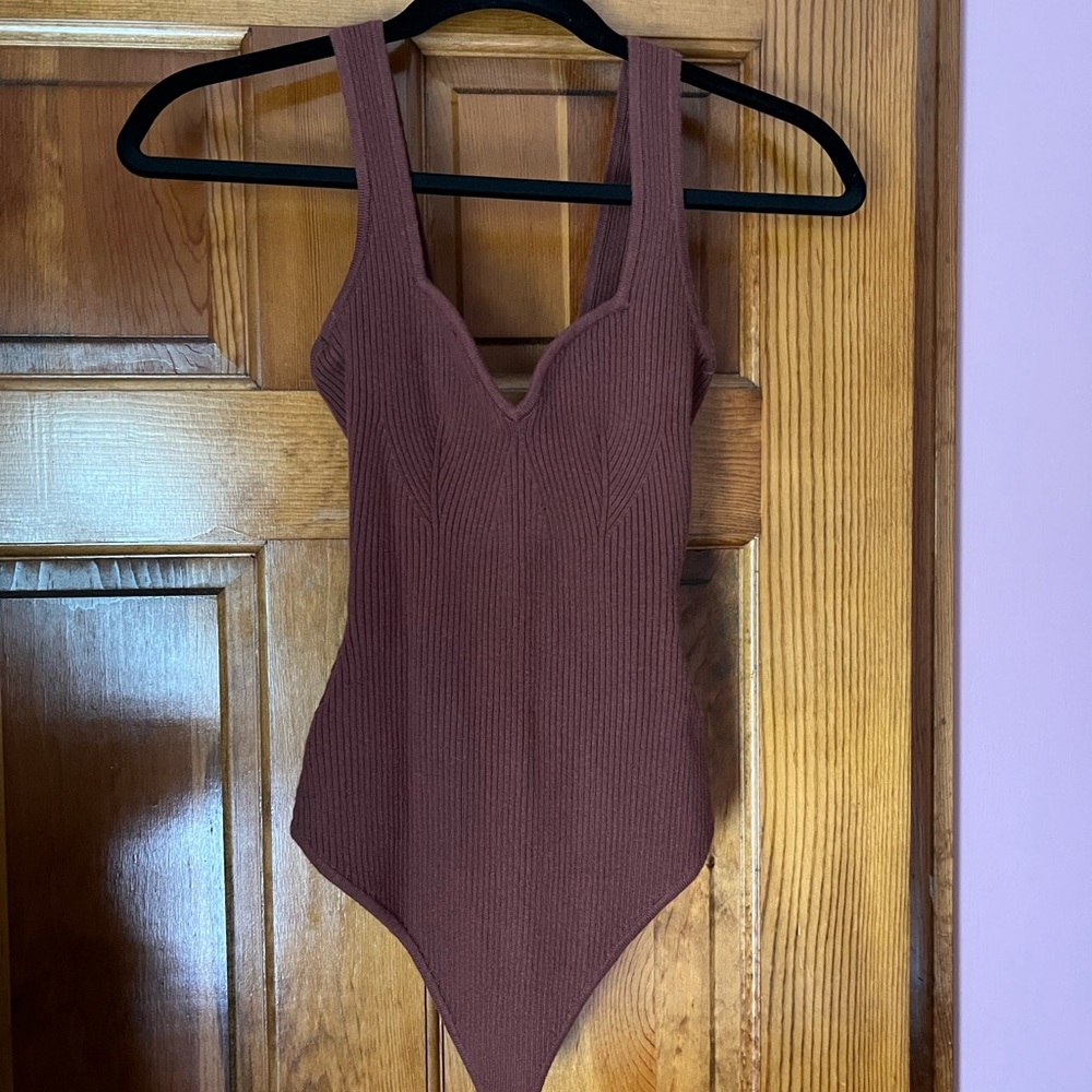 Abercrombie & Fitch Sweetheart Bodysuit